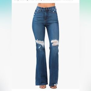 Flattering fit, Great for tall girls.